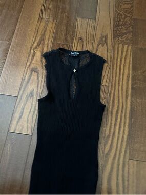 bebe Black Ribbed Lace-Trim Tank with Keyhole